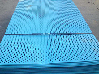 腳手架噴塑防護(hù)網(wǎng)片